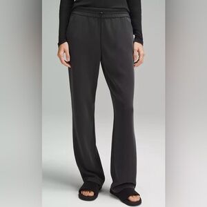 Lululemon softstreme high-rise pants